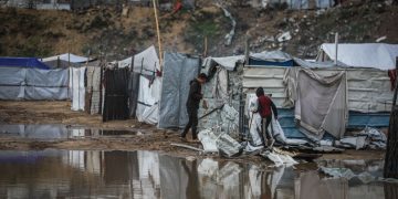 Lebih dari 100 Bangunan Runtuh dan 90 Persen Tenda Terendam Banjir akibat Badai di Gaza