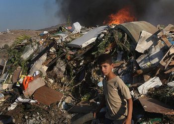 Menteri dan Anggota Knesset Serukan Pembunuhan terhadap Warga Palestina yang Membakar Sampah di Tepi Barat