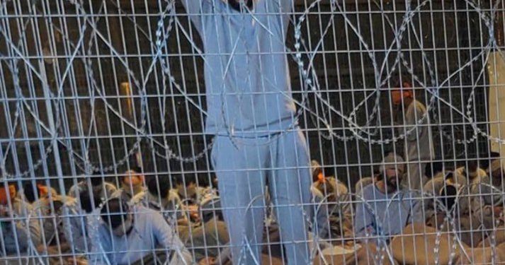 Tawanan Palestina di penjara Sde Teiman (The Guardian)