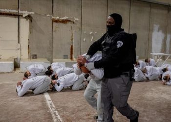 Tiga Tawanan Gaza Meninggal dalam Penjara Israel akibat Penyiksaan dan Kelalaian