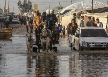 Hujan Lebat Rendam Lebih dari 1.000 Kamp Pengungsian di Gaza