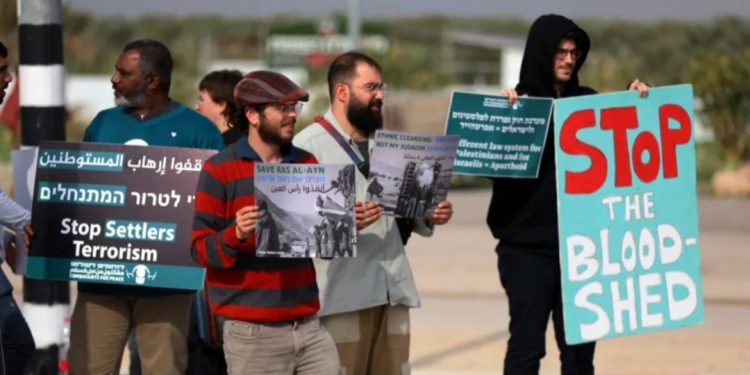 818 Warga Tepi Barat Mengungsi Sepanjang Januari 2026