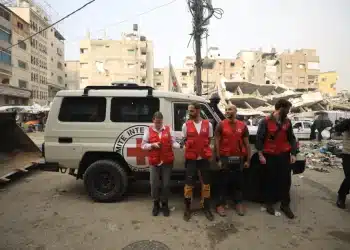 Komite Internasional Palang Merah (ICRC) di Beit Lahia, Gaza pada 30 November 2025. ( Khames Alrefi – Anadolu Agency )