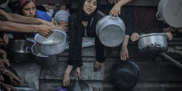 Israel Cabut Izin Operasional 37 Organisasi Internasional yang Salurkan Bantuan ke Gaza