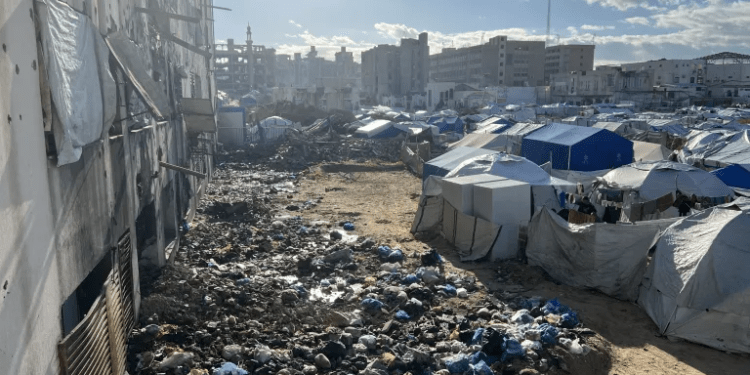 Kehidupan di Tenda Pengungsian Gaza: Antara Penyakit dan Keputusasaan