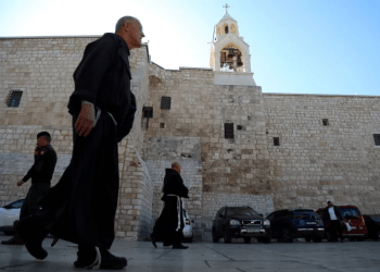 Komunitas Kristen Tertua Terancam Punah Akibat Teror Israel