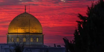 Kubah As-Sakhrah pada Senja hari. Sumber: Islamic Relief
