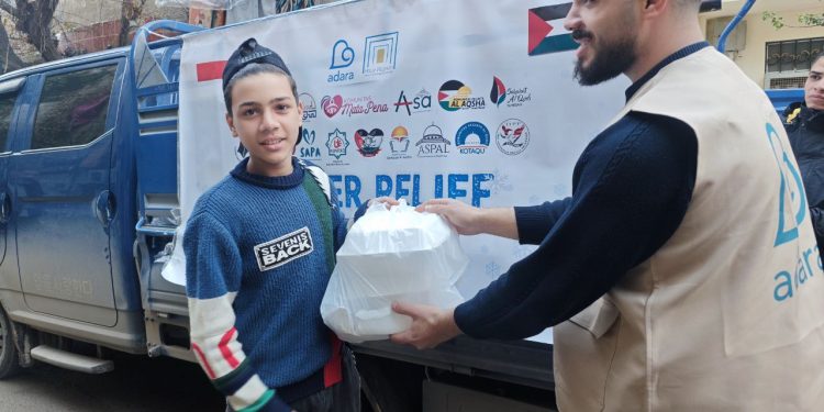 Ribuan Pengungsi Palestina di Suriah Terima Bantuan Musim Dingin