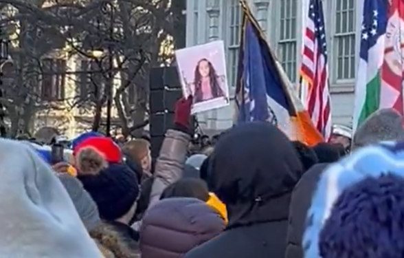 Pelantikan Mamdani Diwarnai Foto Hind Rajab, Anak Palestina Korban Serangan Israel