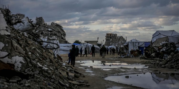 Badai Musim Dingin Bunuh Warga Palestina di Gaza dan Tepi Barat