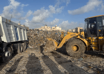 Gaza Mulai Membersihkan 37.000 Ton Sampah yang Menumpuk