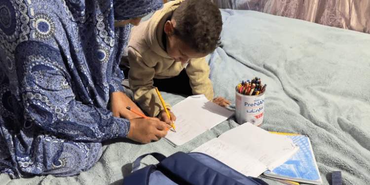 Pelajar Gaza Berjuang Melanjutkan Pendidikan Mereka