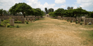 Tentara Israel Meratakan Pemakaman Orang yang Meninggal dalam Perang Dunia