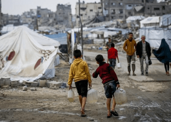 Penyebaran Serangga di Tenda-Tenda Ancam Kesehatan Para Pengungsi