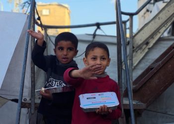 Ribuan Warga Gaza di As Shabrah Terima Paket Makanan Berbuka