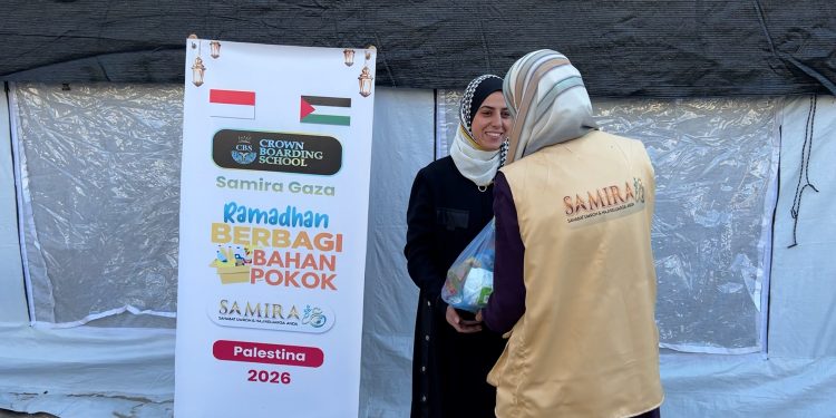 Di Bawah Bayang Krisis, Ratusan Warga Gaza di Ash Shabrah Terima Bahan Pokok