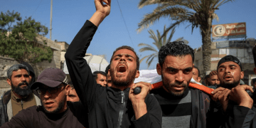 Serangan Israel di Gaza Bunuh Warga Sipil, Termasuk Staf WHO