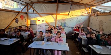 Ribuan Warga Gaza di Zaitun Nikmati Makanan Berbuka Puasa