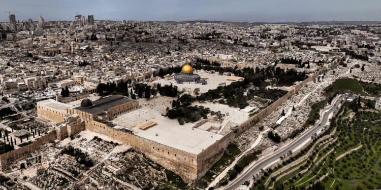 AS-Israel Berupaya Cabut Perwalian Al-Aqsa