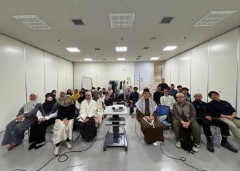 Kajian kepalestinaan oleh Syekh Fayez dan Ustadzah Maryam dalam rangkaian roadshow Jepang yang berlangsung dari 4–10 Mei 2026.