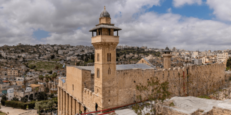 Pemukim Israel Gelar Pawai Provokatif Menuju Masjid Ibrahimi