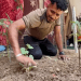95% Lahan Pertanian Gaza Hancur, Petani yang Terusir Tanam Sayur di Dekat Tenda Pengungsian