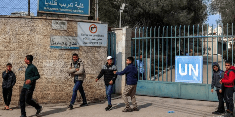 Israel Serbu Pusat Pelatihan UNRWA di Al-Quds, 250 Siswa Terancam