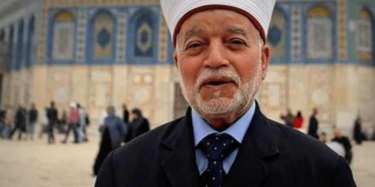 Israel Tahan dan Larang Mufti Al-Quds Masuki Al-Aqsa 7 Hari