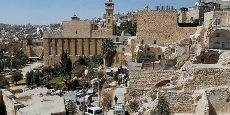 Pasang Rangka Baja dan Larang Azan, Israel Perketat Kontrol Masjid Ibrahimi