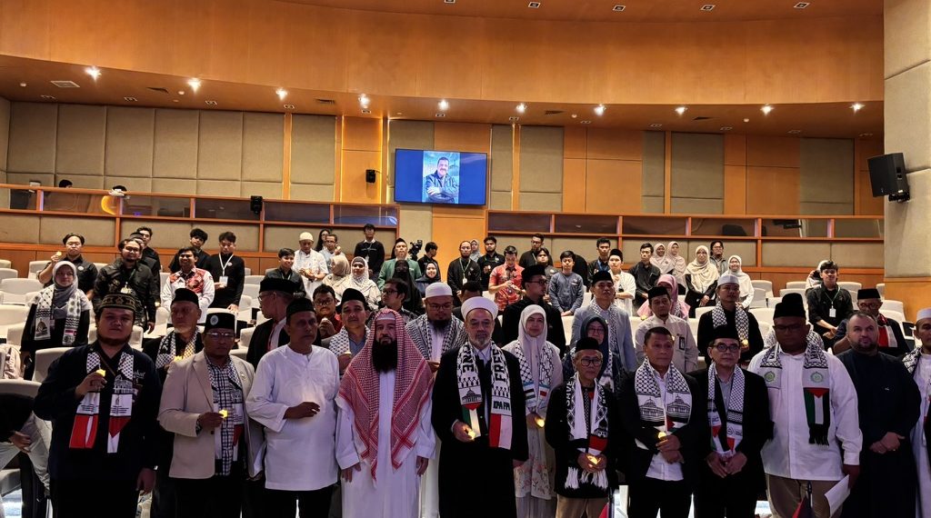Direktur Utama Adara Relief International, Maryam Rachmayani, menghadiri Simposium Masjidil Aqsa dan Palestina (SIMATINA) 2026 (31/8).