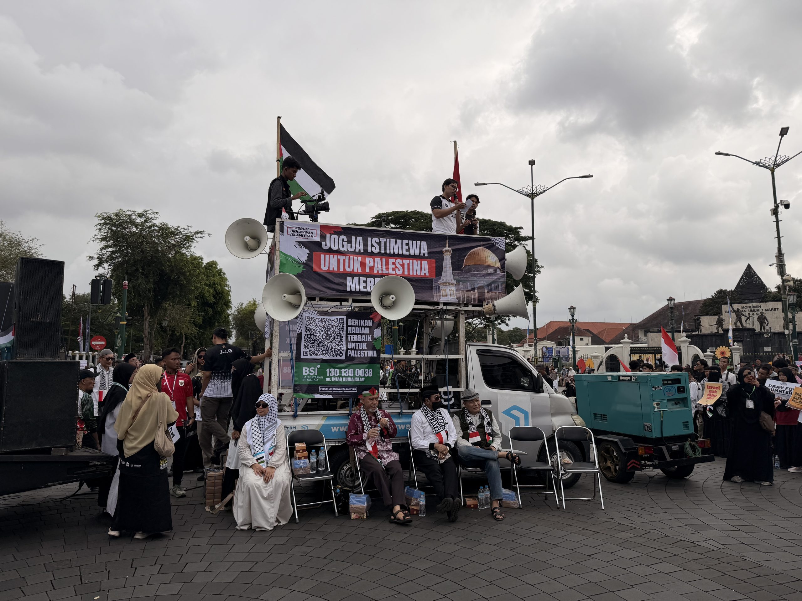 Aksi dalam rangkaian Run for Palestine bertajuk "Jogja Istimewa untuk Palestina Merdeka" (25/10).