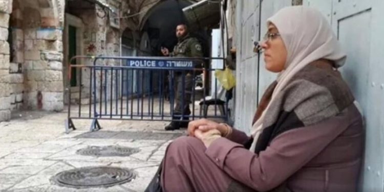 Khadija Khuwais Dilarang Masuk Masjid Al-Aqsa Selama Enam Bulan