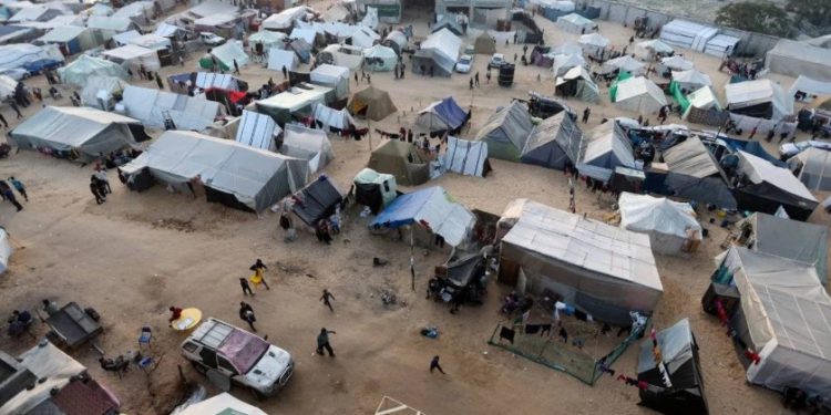 Musim Dingin di Gaza: Pengungsi Kesulitan Beli Terpal dan Tenda